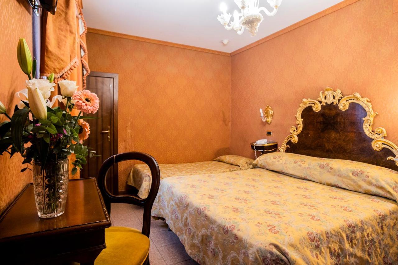 Hotel Ateneo Wenecja Zewnętrze zdjęcie