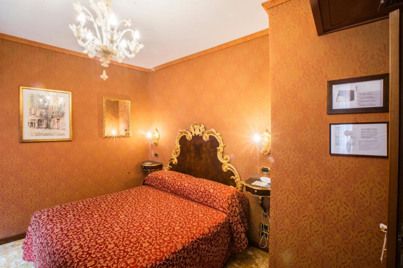 Hotel Ateneo Wenecja Zewnętrze zdjęcie
