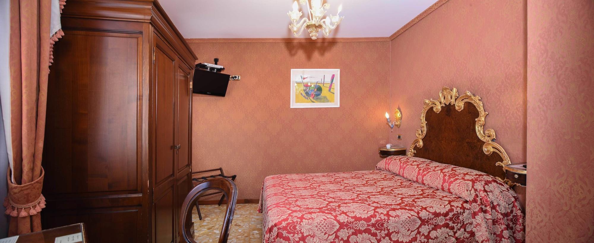 Hotel Ateneo Wenecja Zewnętrze zdjęcie
